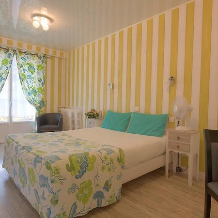 Logis Hotel Restaurant L'Essille Bassac Εξωτερικό φωτογραφία