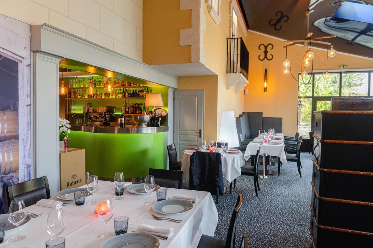 Logis Hotel Restaurant L'Essille Bassac Εξωτερικό φωτογραφία